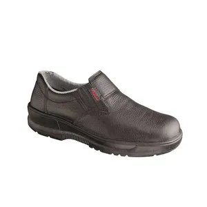 Sapato de Couro Preto com Elástico com Biqueira Plástica - CONFORTO 41