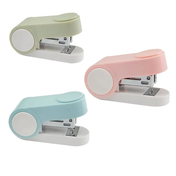 Mini Grampeador 40 Grampos Criativa Office Refil 400 Pc Inclusos Sortido Plástico 6,5x4,3x3cm LM4200PAP - honeyhome