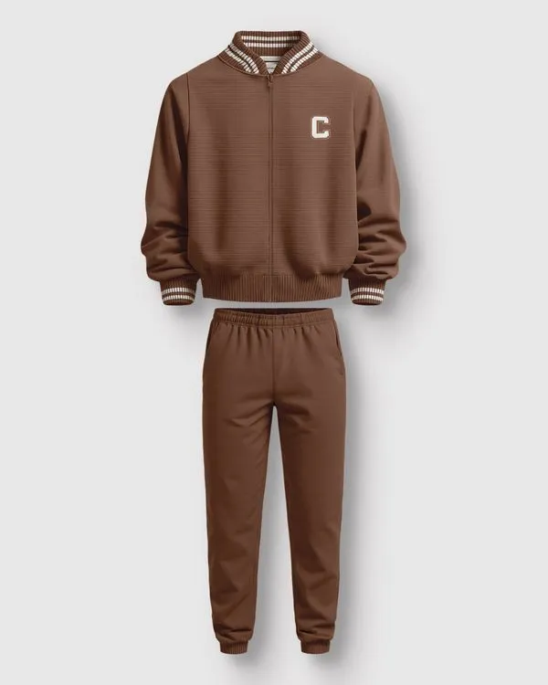 Conjunto Menino Jaqueta Aplique Bordado E Calça Bolso Funcional - Carinhoso Marrom - 12