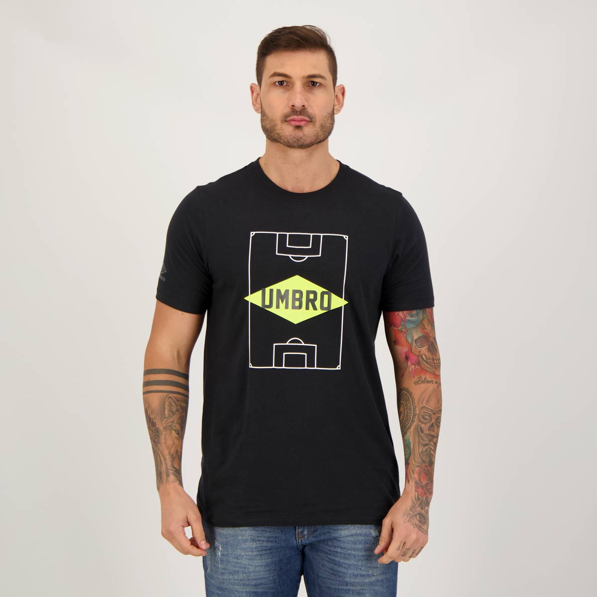Camiseta Umbro Field Club Preta