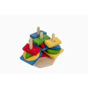Brinquedo Pedagógico Torre de Forma Geométrica 16 Peças Madeira e MDF com Base Carlu Brinquedos Torre de Forma Geométrica 16 Peças Madeira MDF Carlu Brinquedos