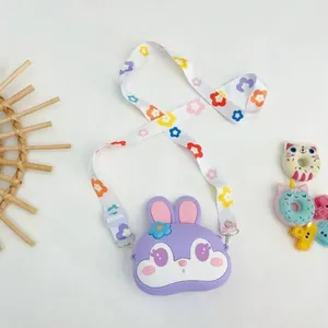 Bolsa de Moeda Infantil Coelho em Silicone Macio Anti Estresse com Alça de Ombro Lilás OEM Bolsa de Moeda Infantil Coelho em Silicone com Zíper e Alça de Ombro Lilás OEM