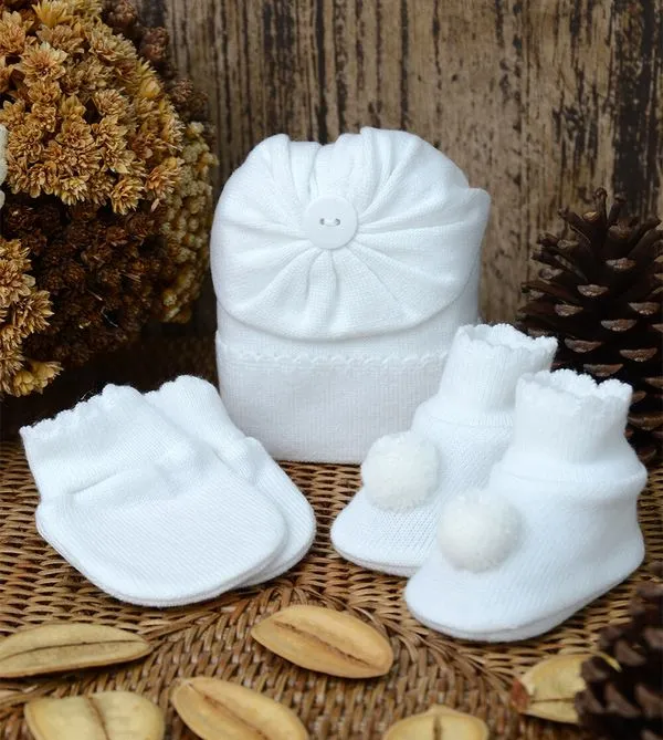 Kit Touca Luva e Sapato Pompom 1016 - Tam. RN Branco