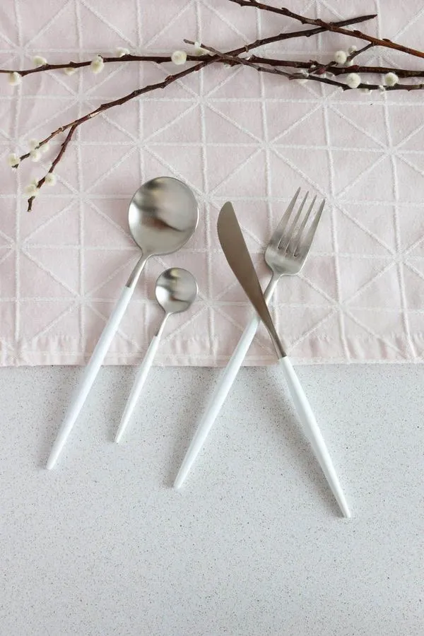 Conjunto Talheres Prata E Branco