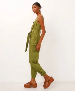 macacão jogger de viscose com botões verde GG