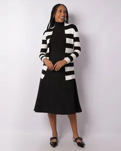 Saia Feminina Midi Atoalhada Preta G