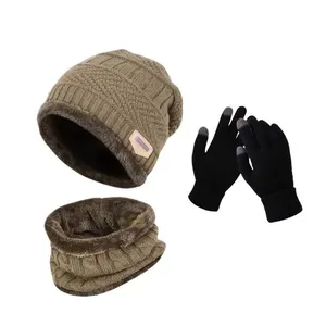 Kit de Frio Intenso OEM Geométrica em 100% Lã Antialérgica Bege com Luva Touch Touca e Protetor Adulto Kit de Frio Intenso OEM Geométrica 100% Lã Antialérgica Bege com Luva Touch Touca e Protetor Adulto