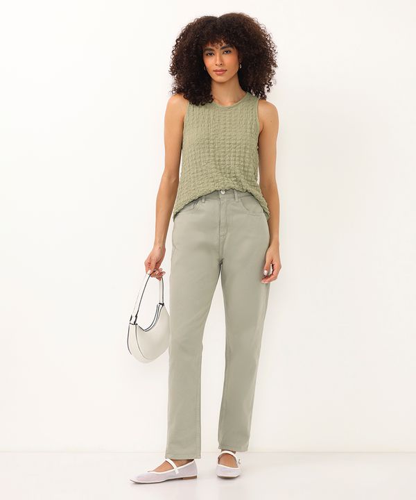 calça mom de sarja cintura alta verde 46