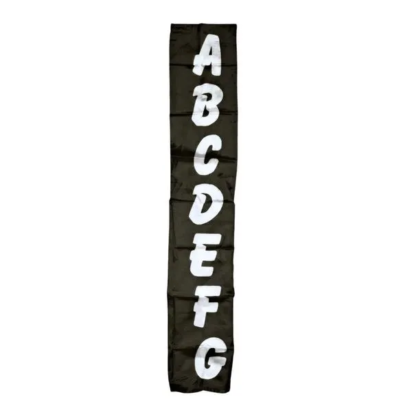 Acessório de Mágica Streamer Letras ABCDEFG de Tecido com 1 Lenço Preto Magica Mais Acessório de Mágica Streamer ABCDEFG Tecido 1 Lenço Preto Magica Mais