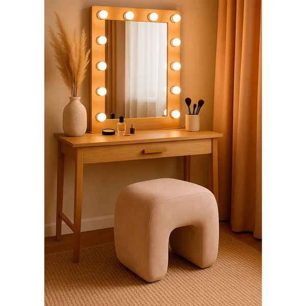 Puff Marjom Curvo 40x30x45cm Veludo Monteiro (MP)