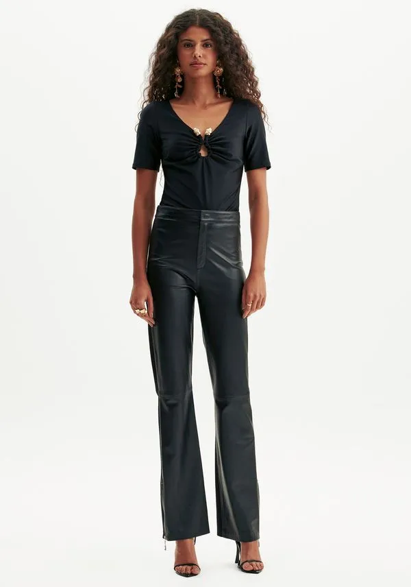 Calça De Couro Boot Cut Preto P