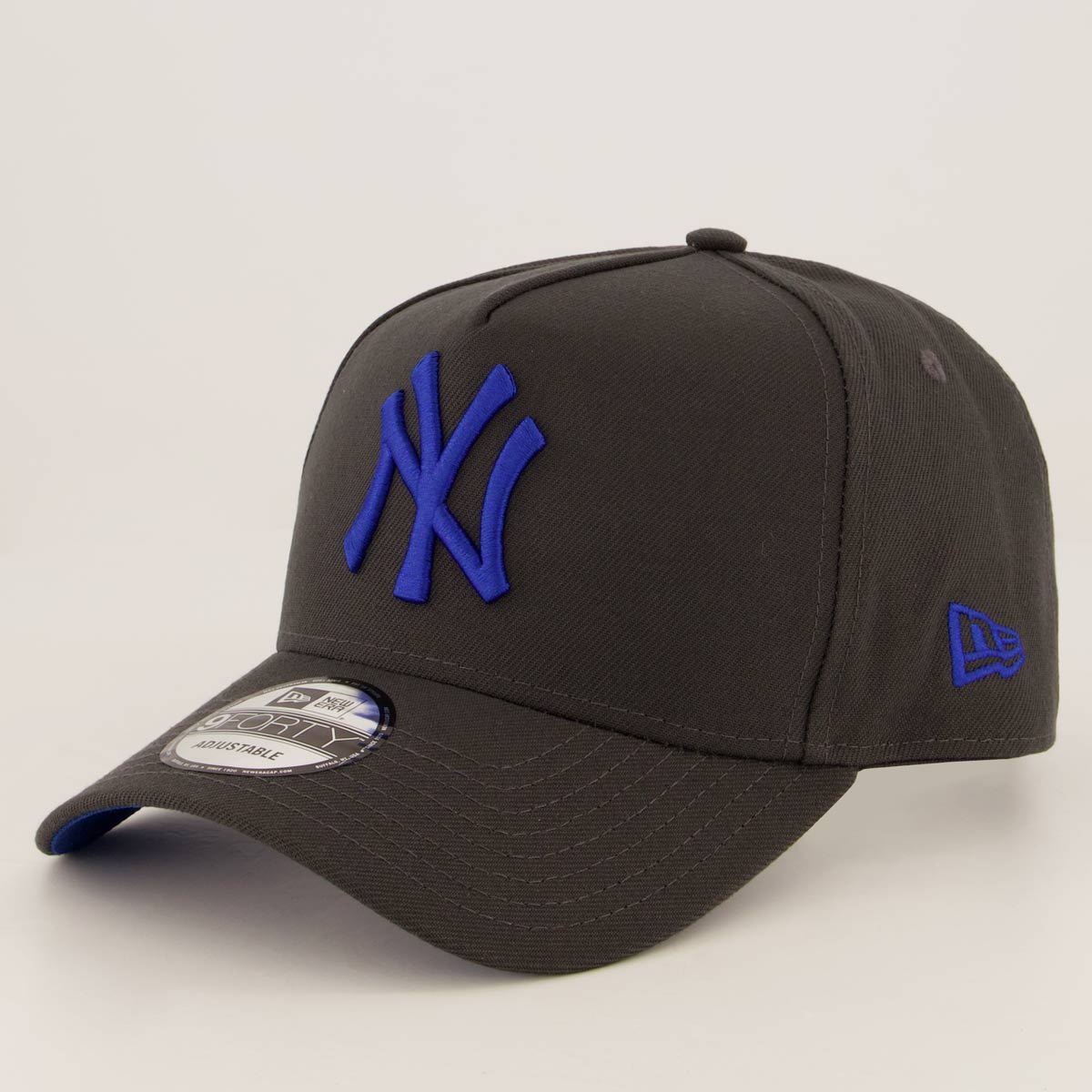 Boné New Era MLB New York Yankees GRH 940 Cinza Escuro