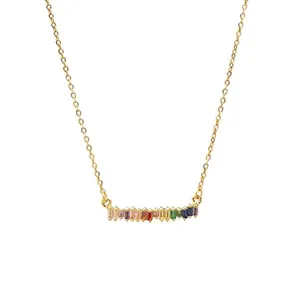 Colar Primavera de Aço Dourado com Pedras Coloridas Dourado Ajustável