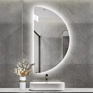 Espelho Meia Lua Moderno De Led Claro Blogueira 100x60 Com Bateria Branca