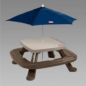 Mesa Picnic Infantil com Guarda-Sol para 8 Lugares Little Tikes K632433