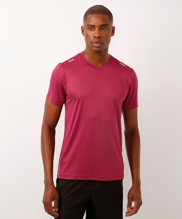 camiseta manga curta esportiva vinho GG