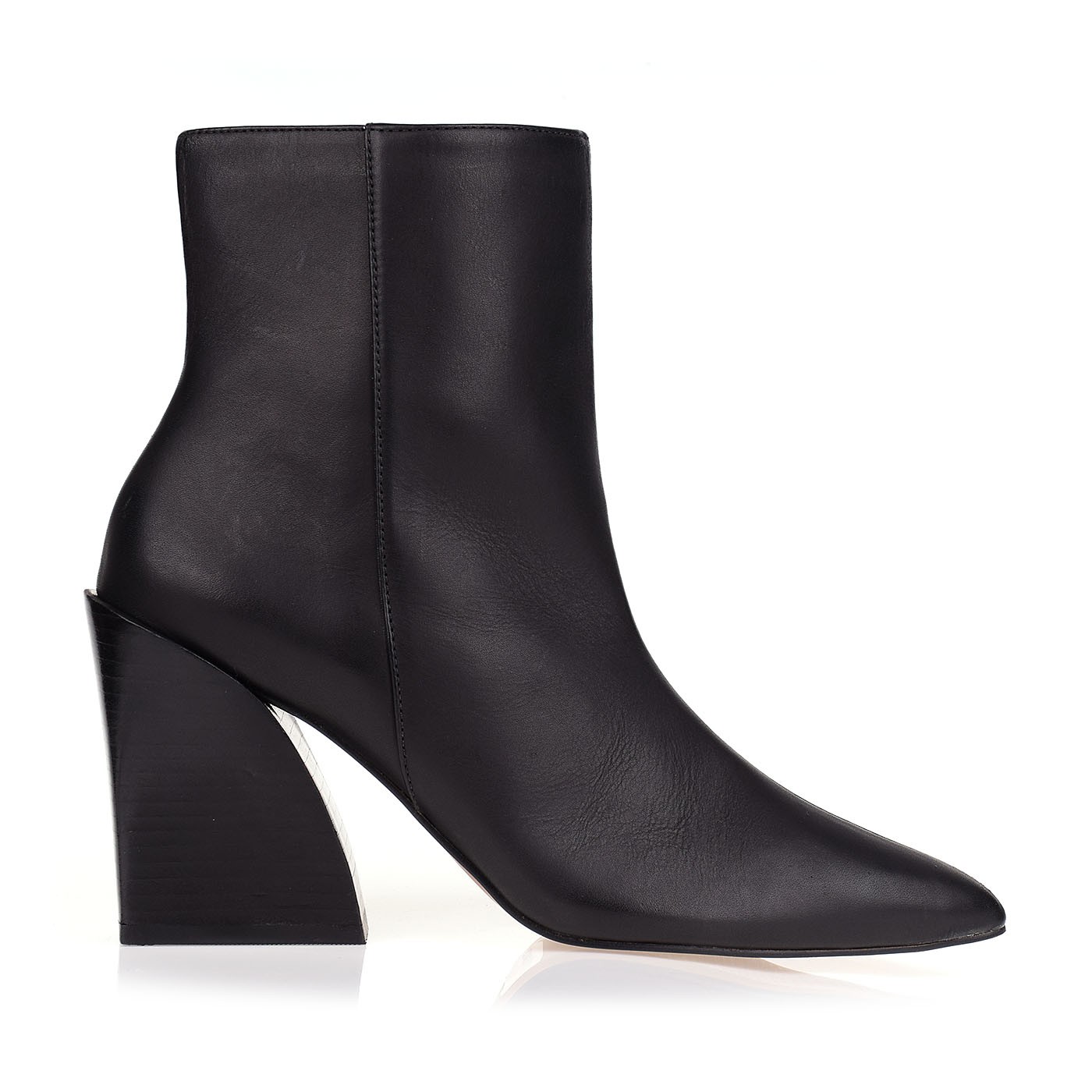 Bota Salto Médio Atanado Preto