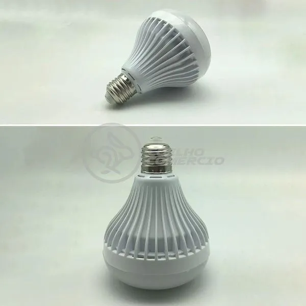 Lâmpada Led 12W E27 Rgb Colorida Com Caixa De Som