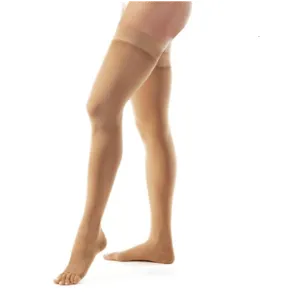 M M