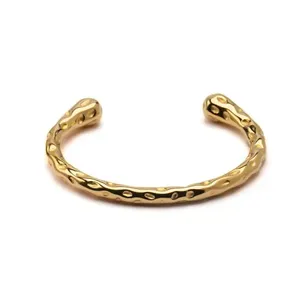 Bracelete Cuff Nayra Orgânico de Aço Dourado Dourado Único