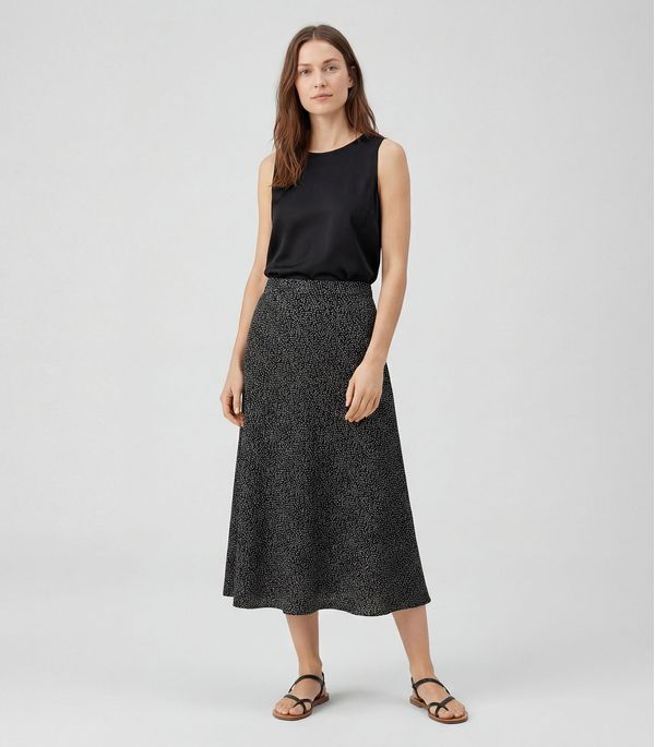 Saia Midi Com Recorte Nas Costas Infinita Cor Preto P
