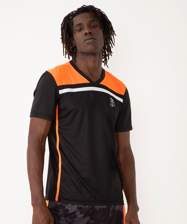 camiseta com recortes manga curta esportiva preto P