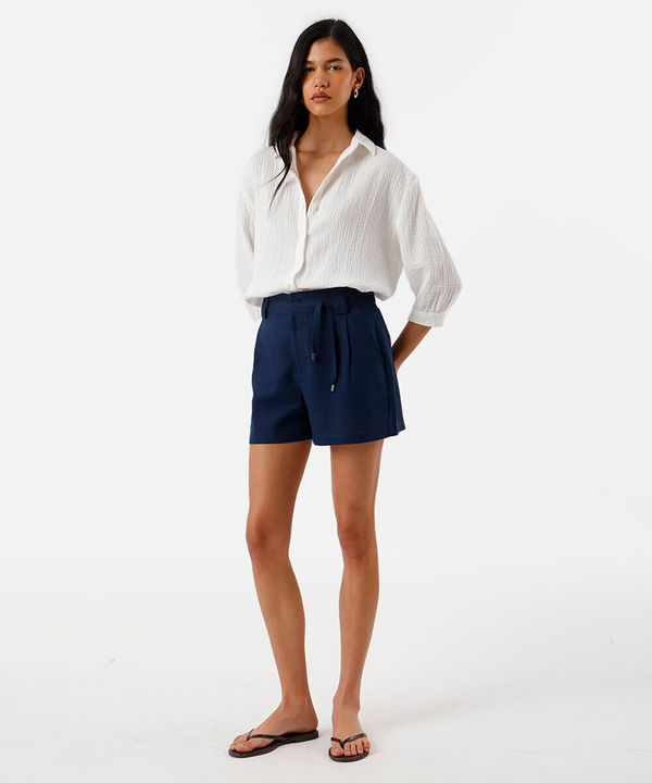 short feminino com linho e pregas azul 36