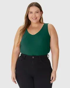 Regata Básica Feminina Plus Size Decote V Em Canelado De Viscose Verde - G4