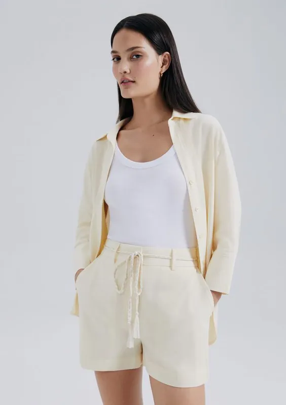 Shorts Feminino Alfaiataria Com Linho - Creme 036