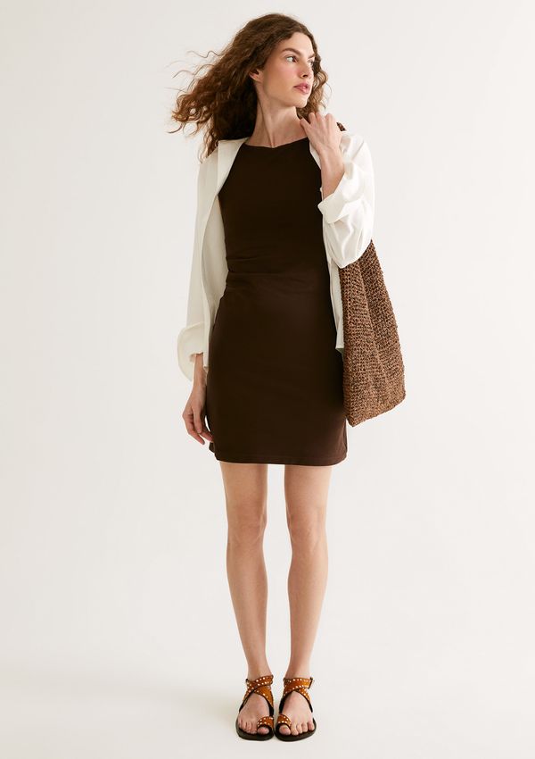 Vestido Curto Decote Canoa Em Malha Premium - Marrom M