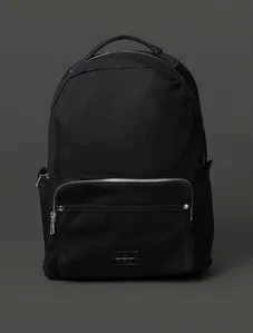 Mochila Masculina Sport Essentials Calvin Klein Jeans - Preto Mochila Masculina Sport Essentials Calvin Klein Jeans Preto u