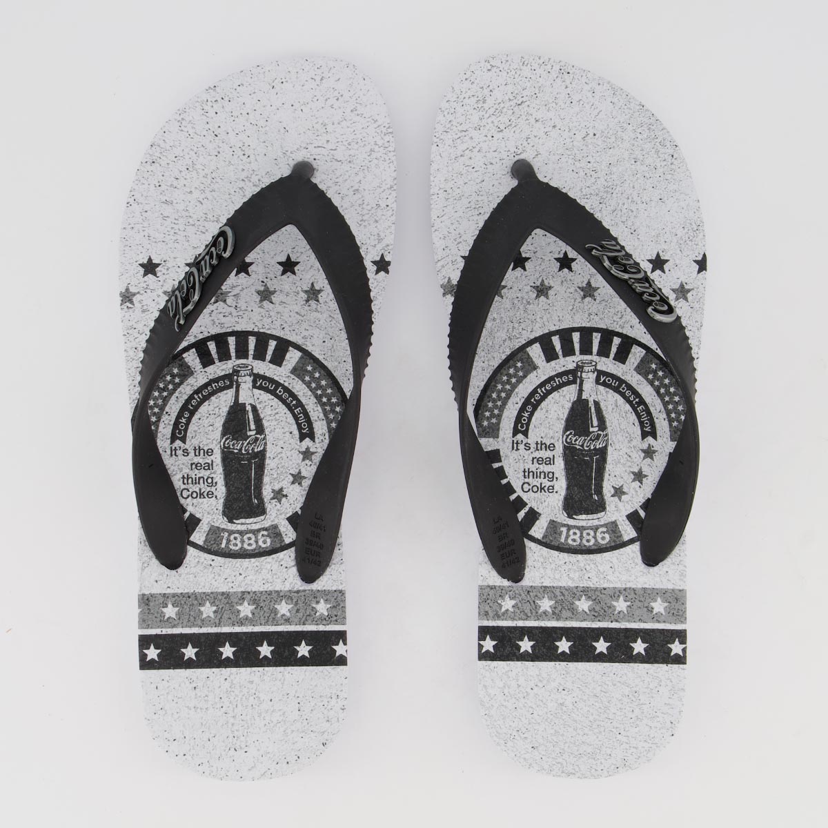 Chinelo Coca Cola Bottle Stars Branco e Preto