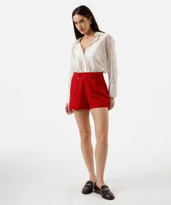 short feminino de alfaiataria com bolsos vermelho 38