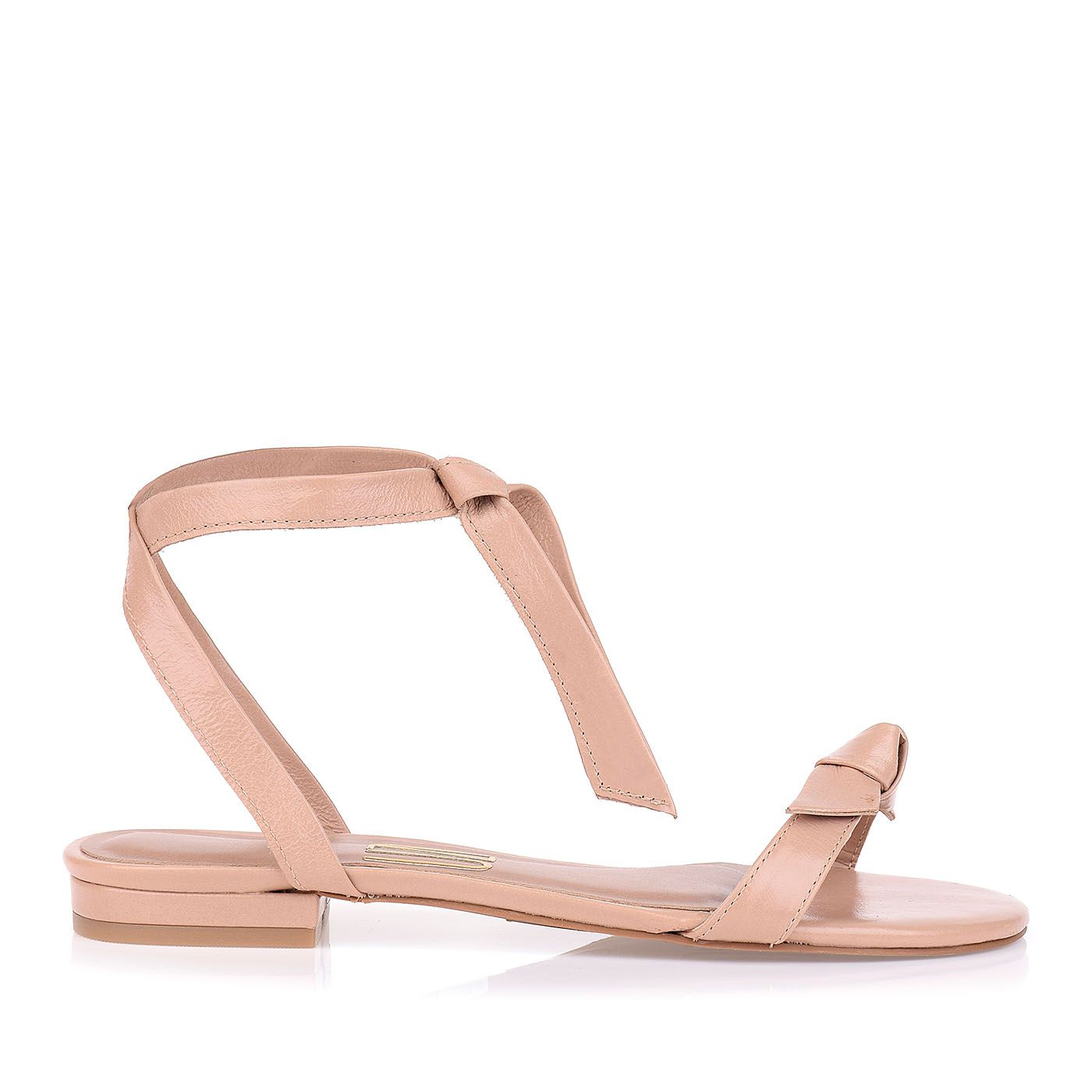 Flat Nude