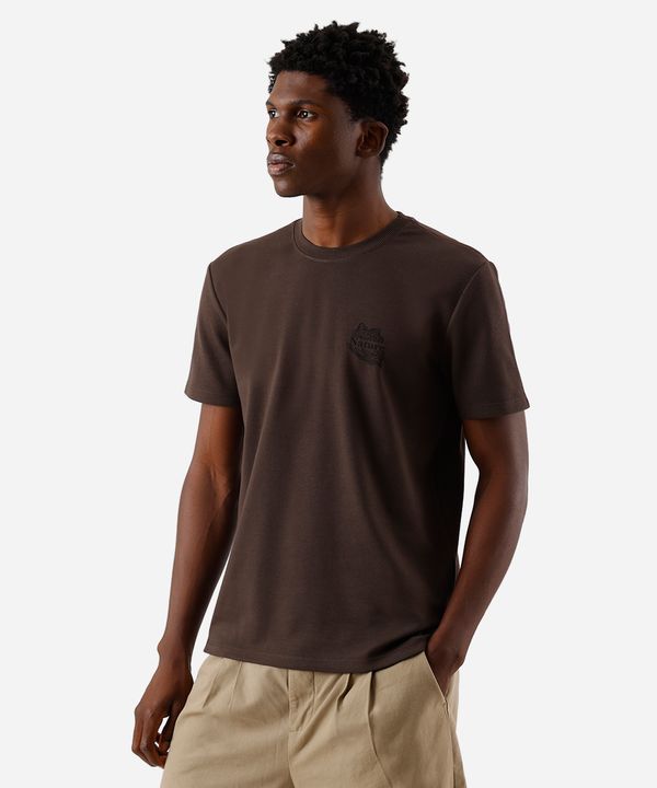 camiseta masculina com algodão estampada marrom P