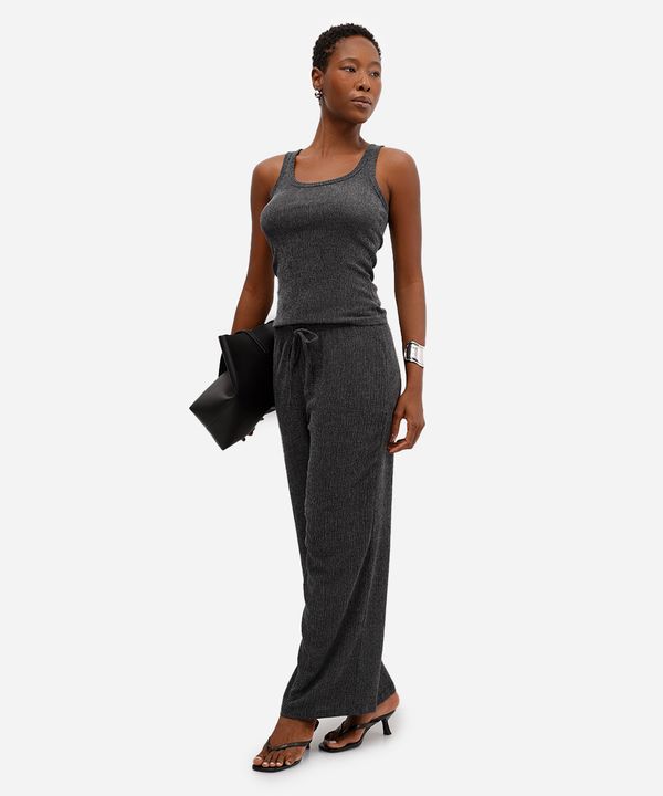 calça pantalona feminina texturizada preta M