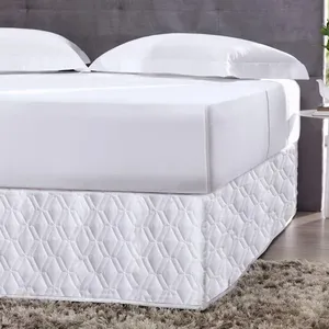 Saia Box Queen Easy Fit de Tecido Branco 1 Peça para Cama Box Altenburg Elegante e Fácil de Colocar Saia Box Queen Easy Fit em Tecido Branco 1 Peça Prática para Cama Box Altenburg