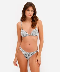 biquíni calcinha asa delta texturizado listrado off white P