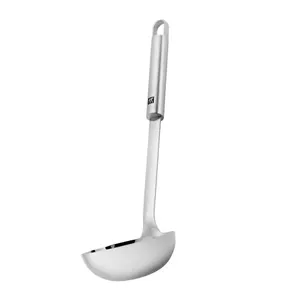 Concha Zwilling Pro-UN