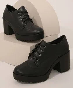 Oxford Feminino Tratorado Salto Médio Oneself Preto 36
