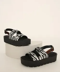 Sandália de Couro Feminina Oneself Flatform Animal Print Salto Tratorado Preta 39