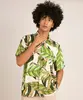 camisa de viscose manga curta estampa de folhagens verde PP
