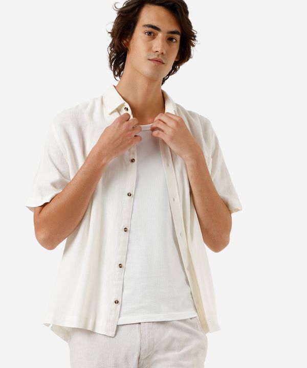 camisa masculina com linho e bordado manga curta off white G