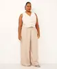 calça de alfaiataria feminina com pregas plus size bege 50