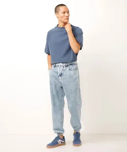 calça jeans jogger com cordão azul 40