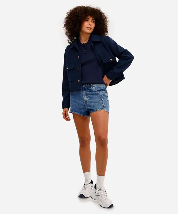 short feminino jeans cintura média com recortes azul 38