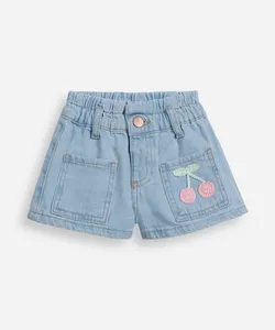 short jeans infantil com bordado cereja azul 4