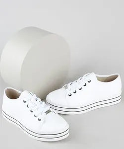 Tênis Feminino Moleca Flatform com Listras Branco 35
