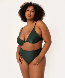 biquíni calcinha plus size tanga hot pant com proteção uv50 verde militar GG2
