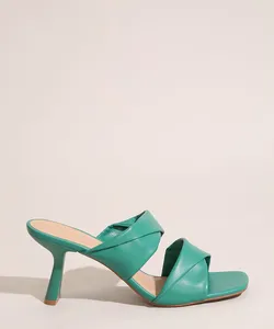 Tamanco Feminino Salto Sino Médio com Tira Dobrada Oneself Verde 35